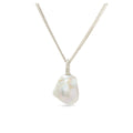 · Collana Alessia in Oro Bianco con Perla Barocca e Diamanti ·