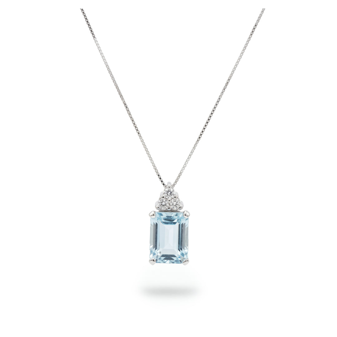 · Collana in Oro con Acquamarina e Diamanti ·
