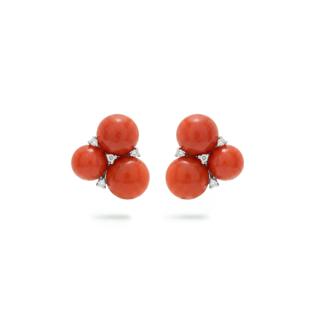 · Orecchini in Oro Bianco con Corallo Rosso e Diamanti ·