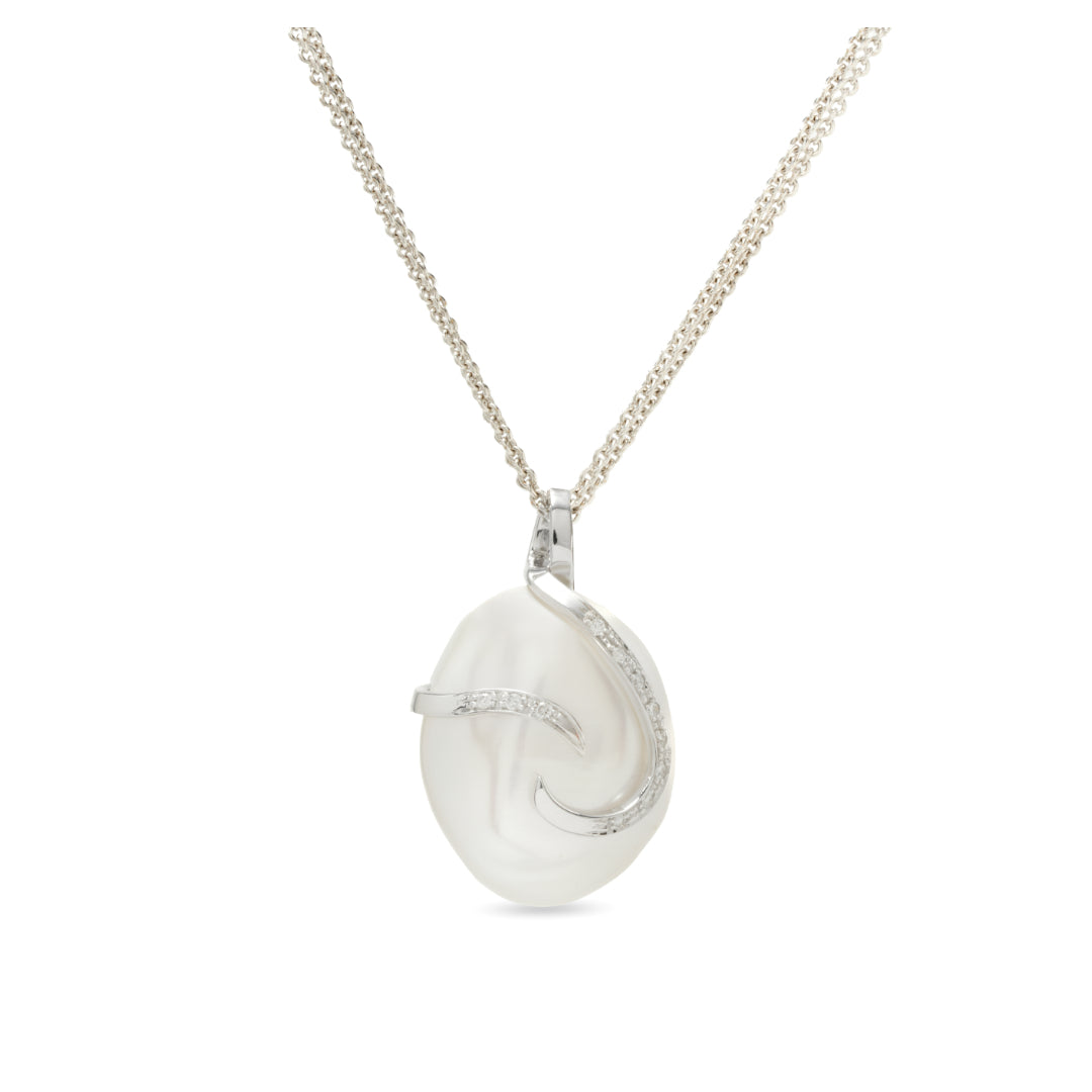 · Collana Luna Light in Oro Bianco con Perla Barocca e Diamanti ·